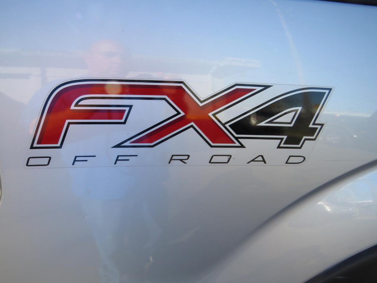 Ford F-150 4WD SuperCrew 145" King Ranch 2014