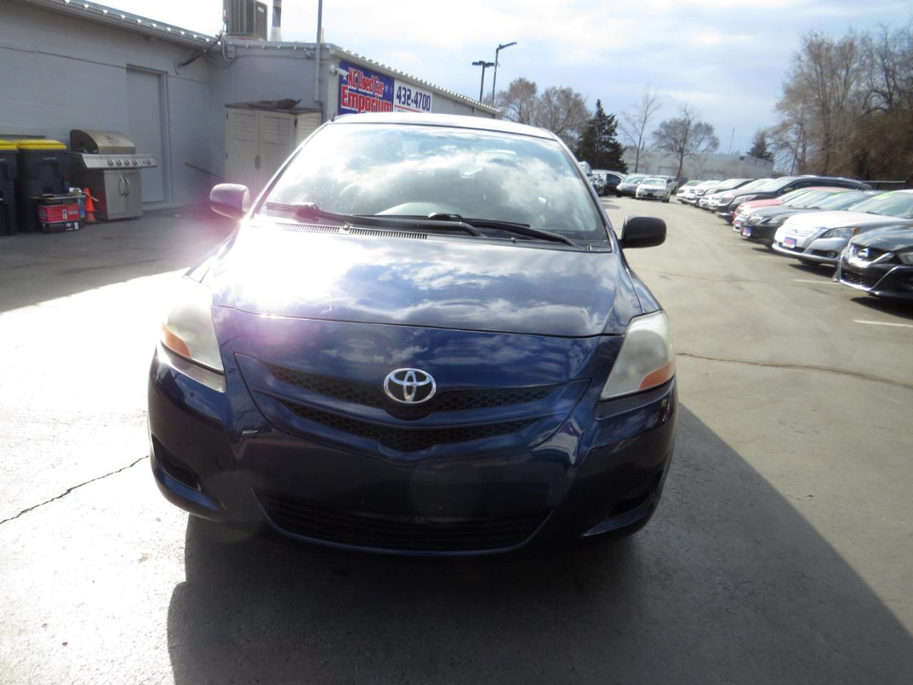 Toyota Yaris 4dr Sdn Auto Base (Natl) 2007