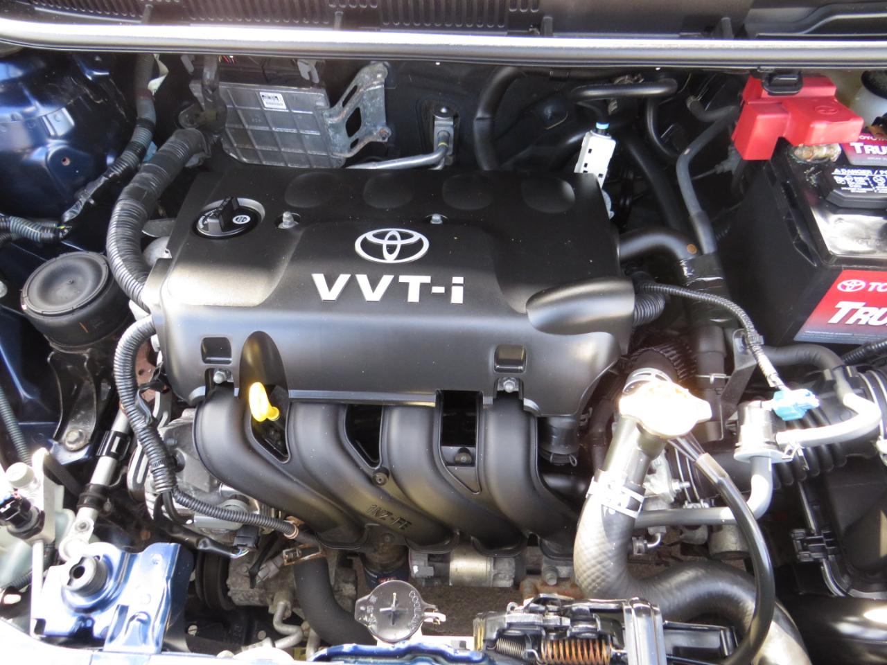 Toyota Yaris 4dr Sdn Auto Base (Natl) 2007
