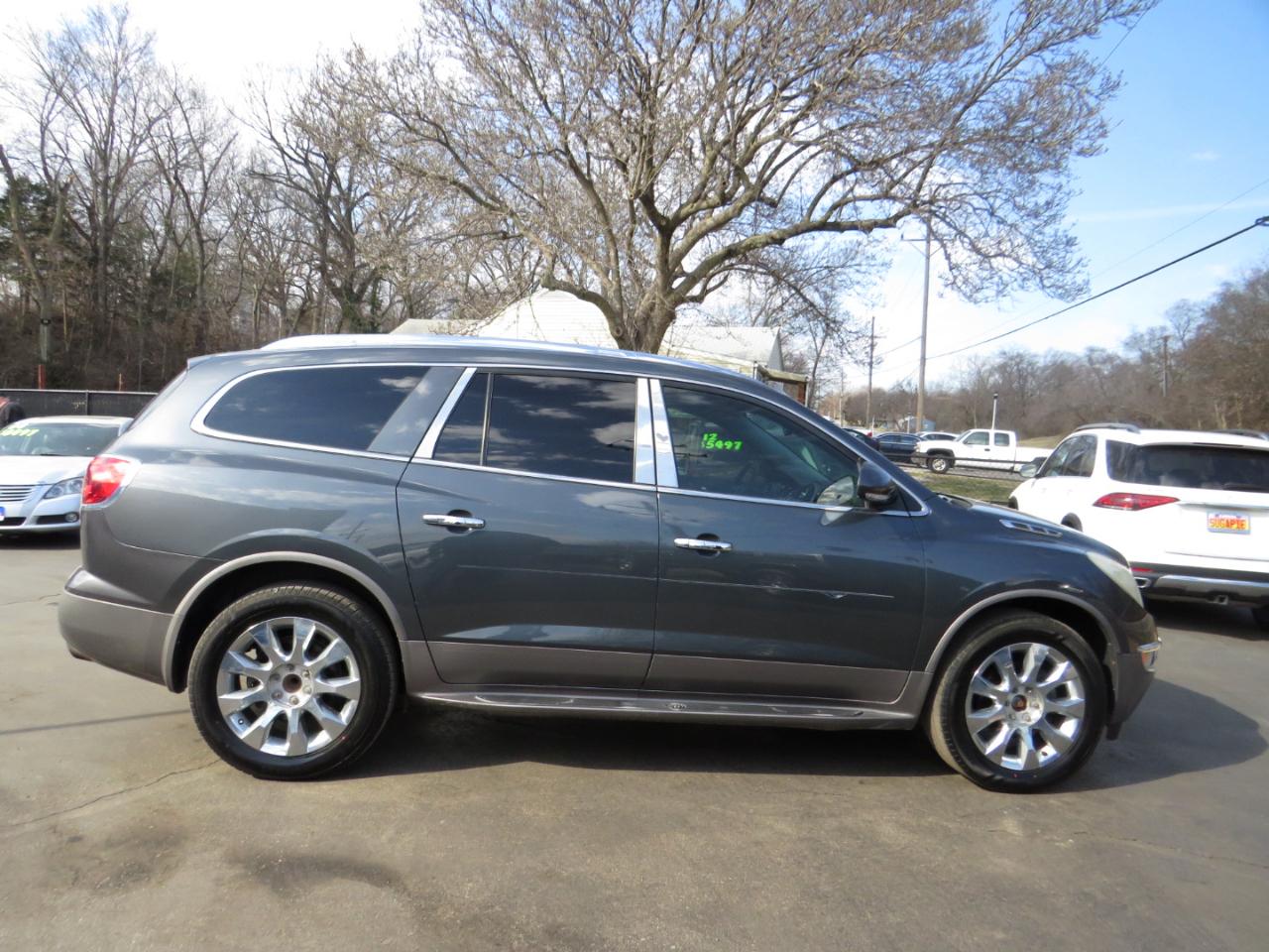 Buick Enclave FWD 4dr CXL-2 2011