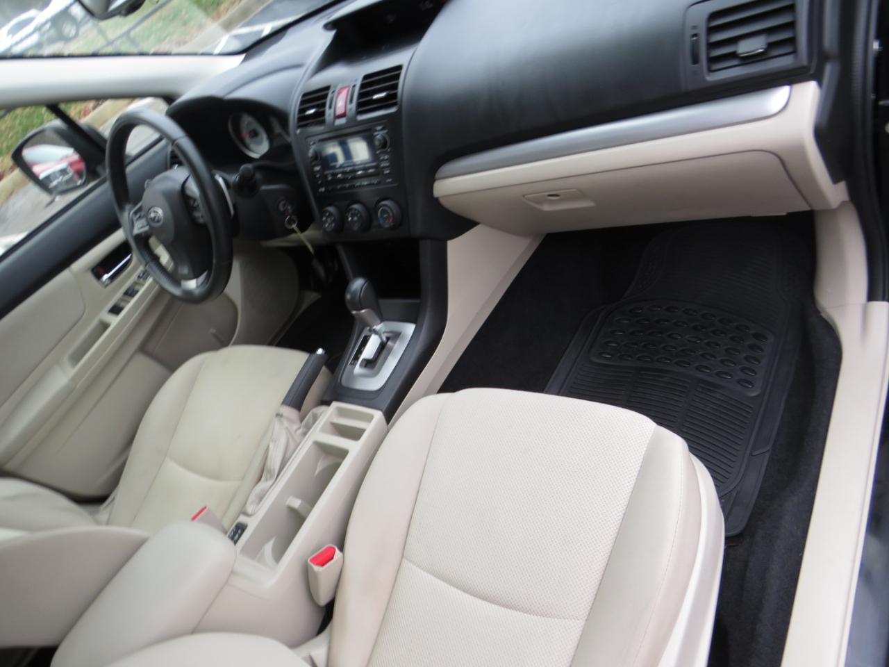 Subaru Impreza Wagon 5dr Auto 2.0i Premium 2013