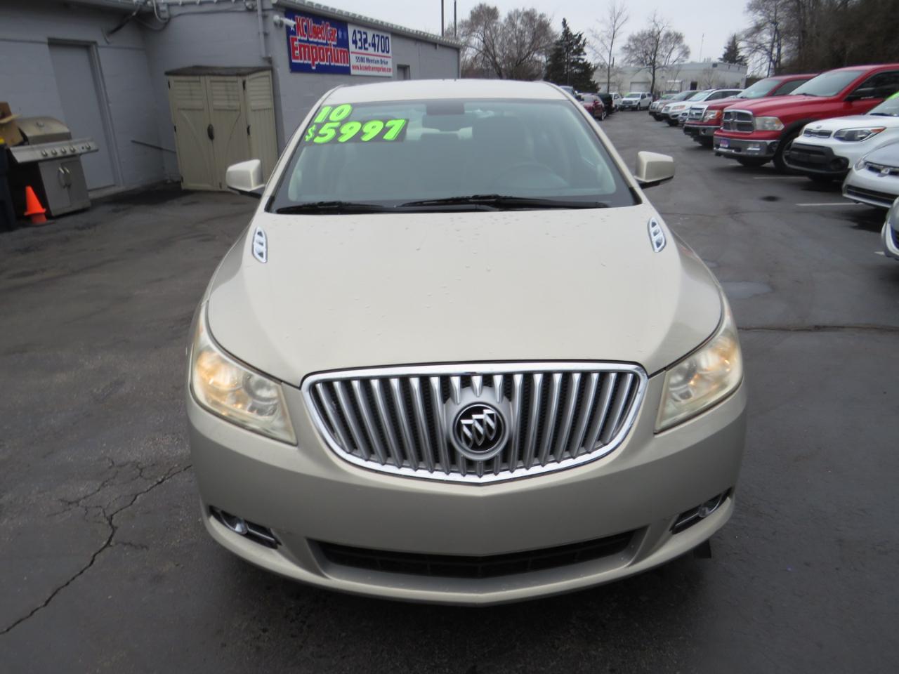 Buick LaCrosse 4dr Sdn CXL 3.0L FWD 2010