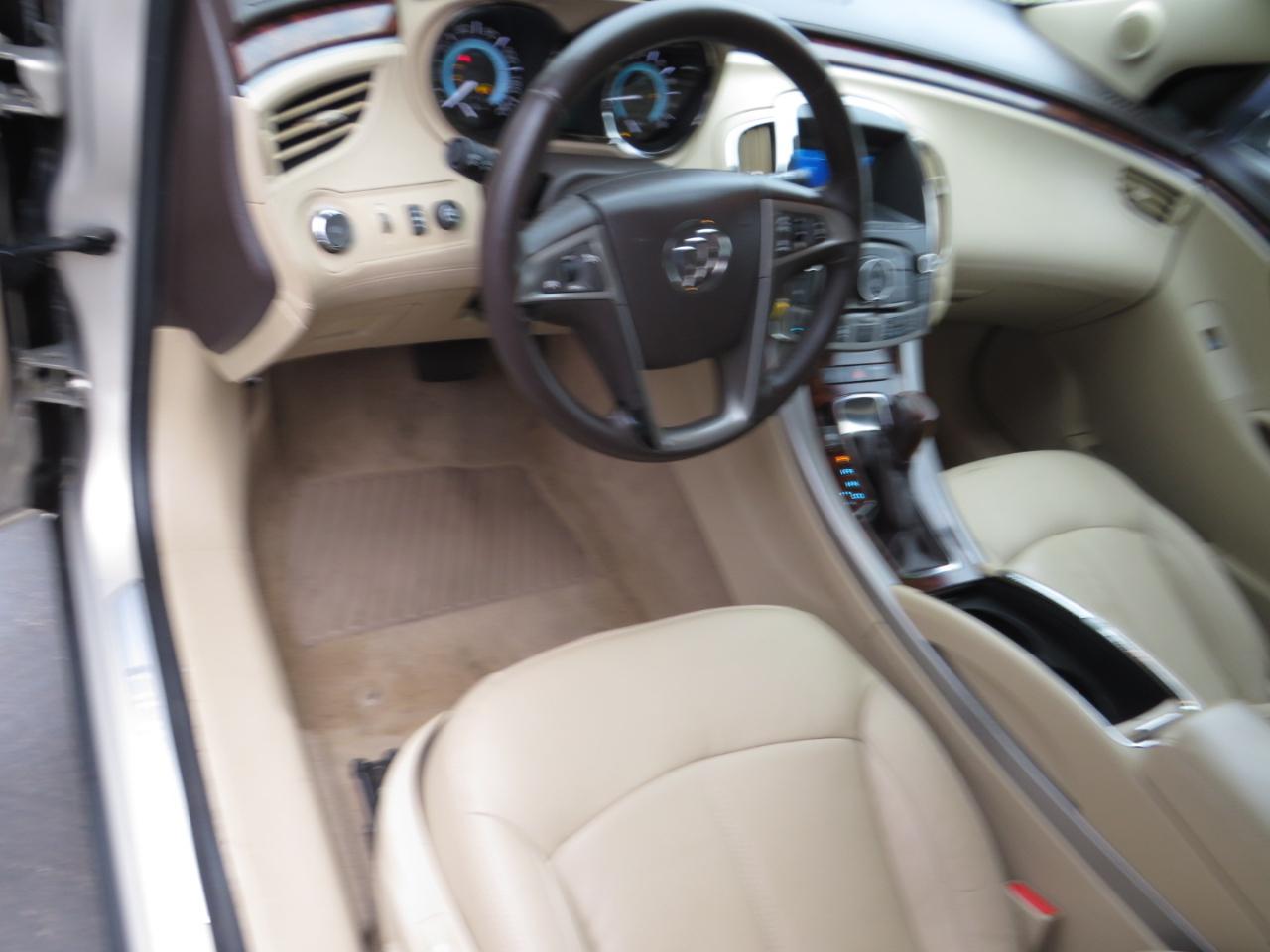 Buick LaCrosse 4dr Sdn CXL 3.0L FWD 2010