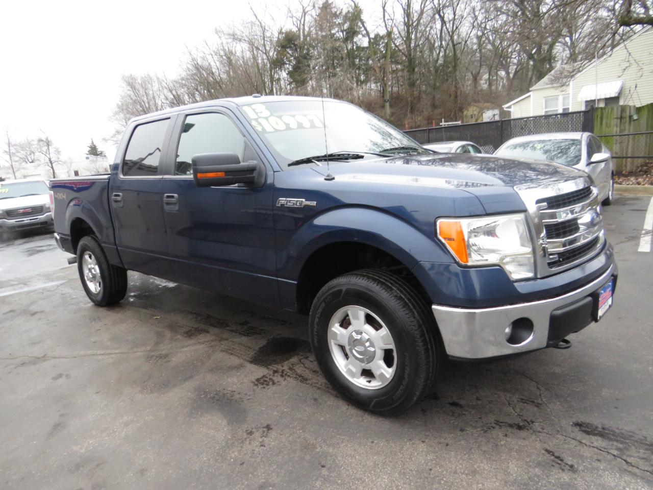 Ford F-150 4WD SuperCrew 145" Platinum 2013