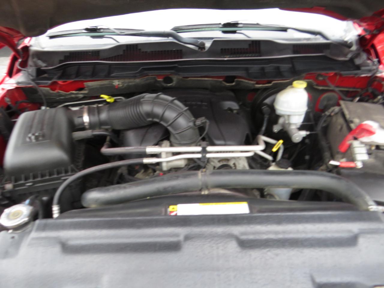 Dodge Ram 1500 4WD Crew Cab 140.5" SLT 2010