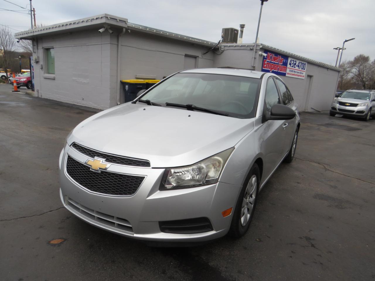 Chevrolet Cruze 4dr Sdn Auto LS 2013