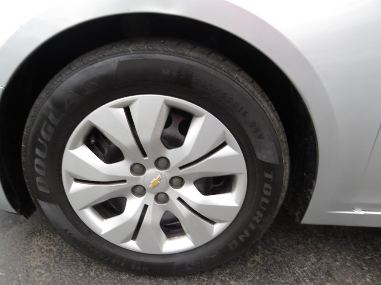 Chevrolet Cruze 4dr Sdn Auto LS 2013