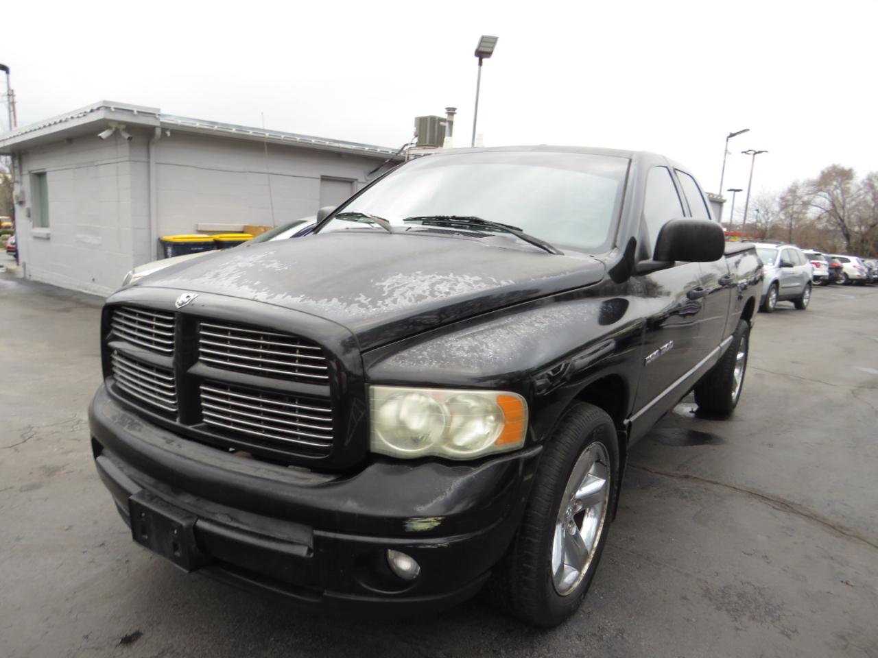 Dodge Ram 1500 4dr Quad Cab 140.5" WB SLT 2003