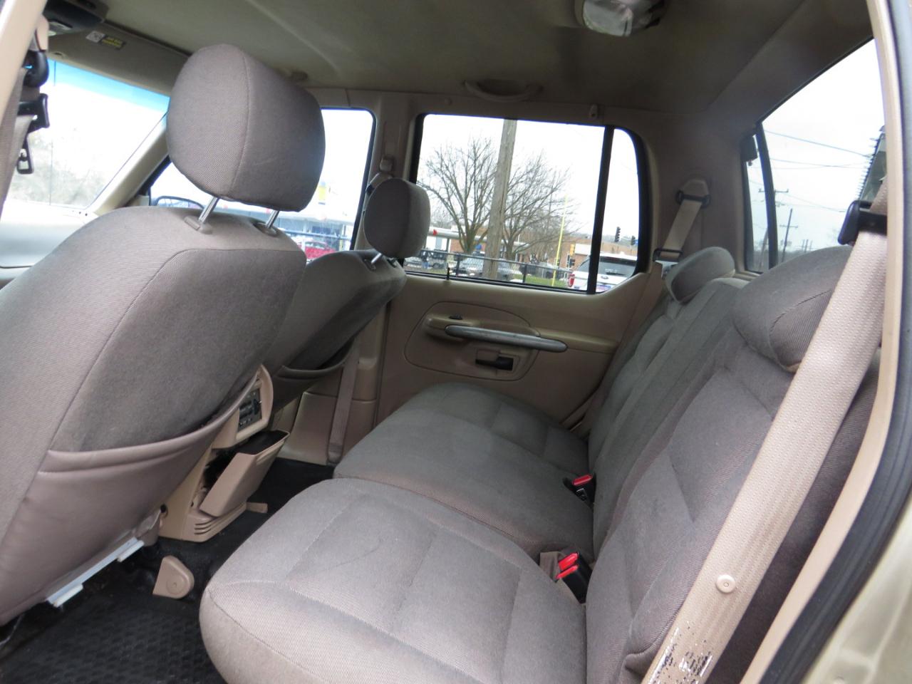 Ford Explorer Sport Trac 4dr 126" WB 4WD 2001