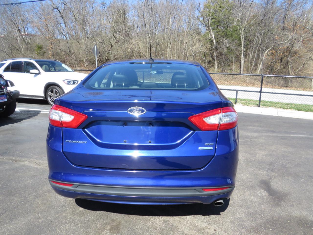 Ford Fusion 4dr Sdn SE FWD 2014
