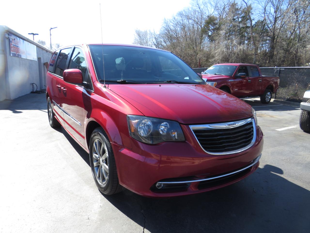Chrysler Town & Country 4dr Wgn S 2016