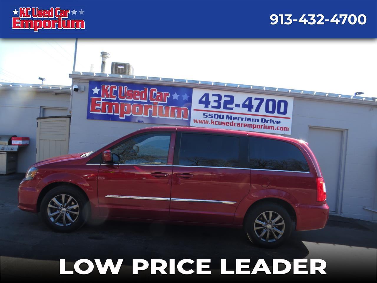 2016 Chrysler Town & Country 4dr Wgn S