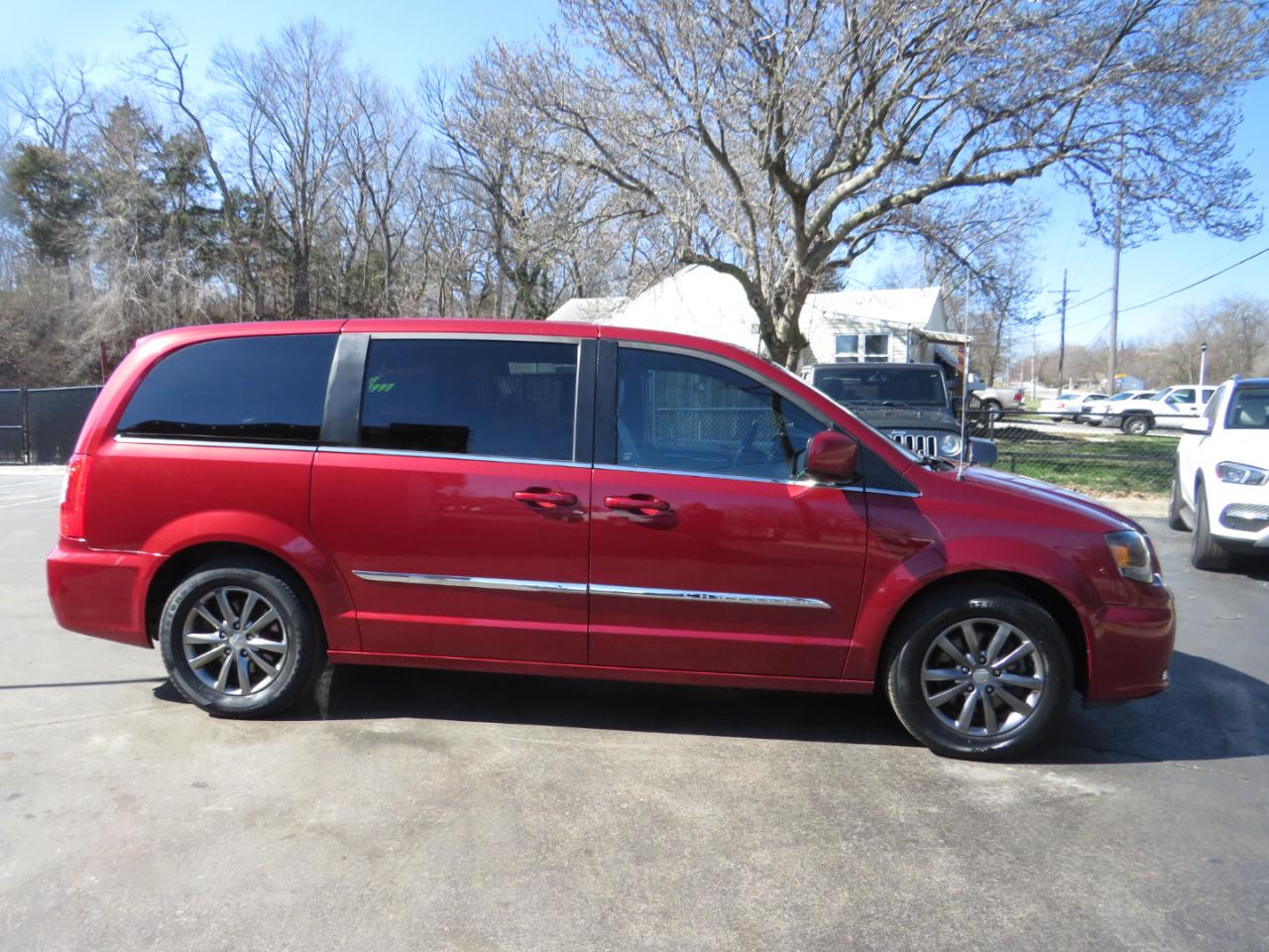 Chrysler Town & Country 4dr Wgn S 2016