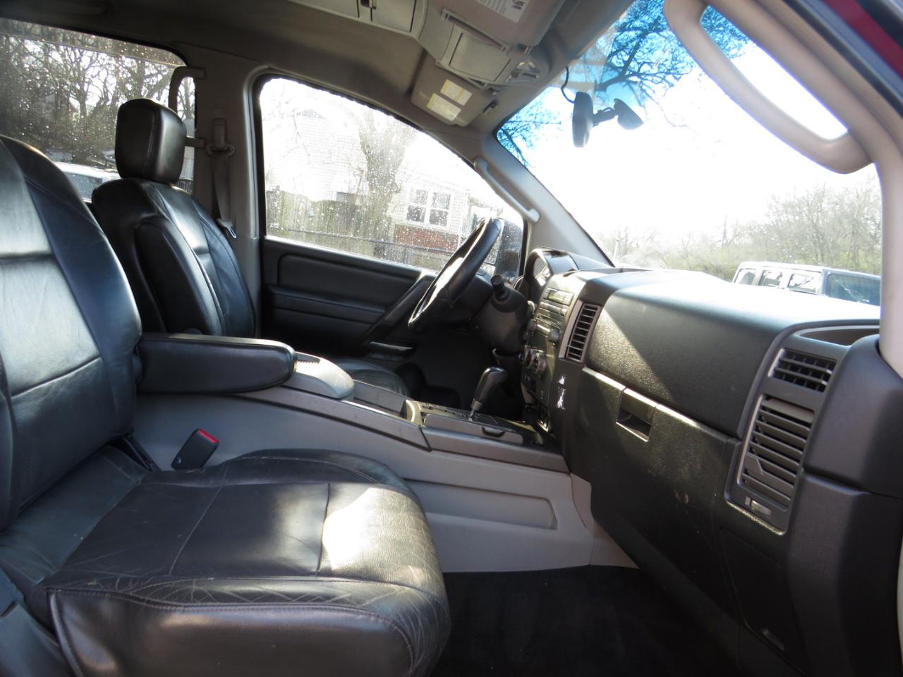 Nissan Titan LE Crew Cab 4WD 2004