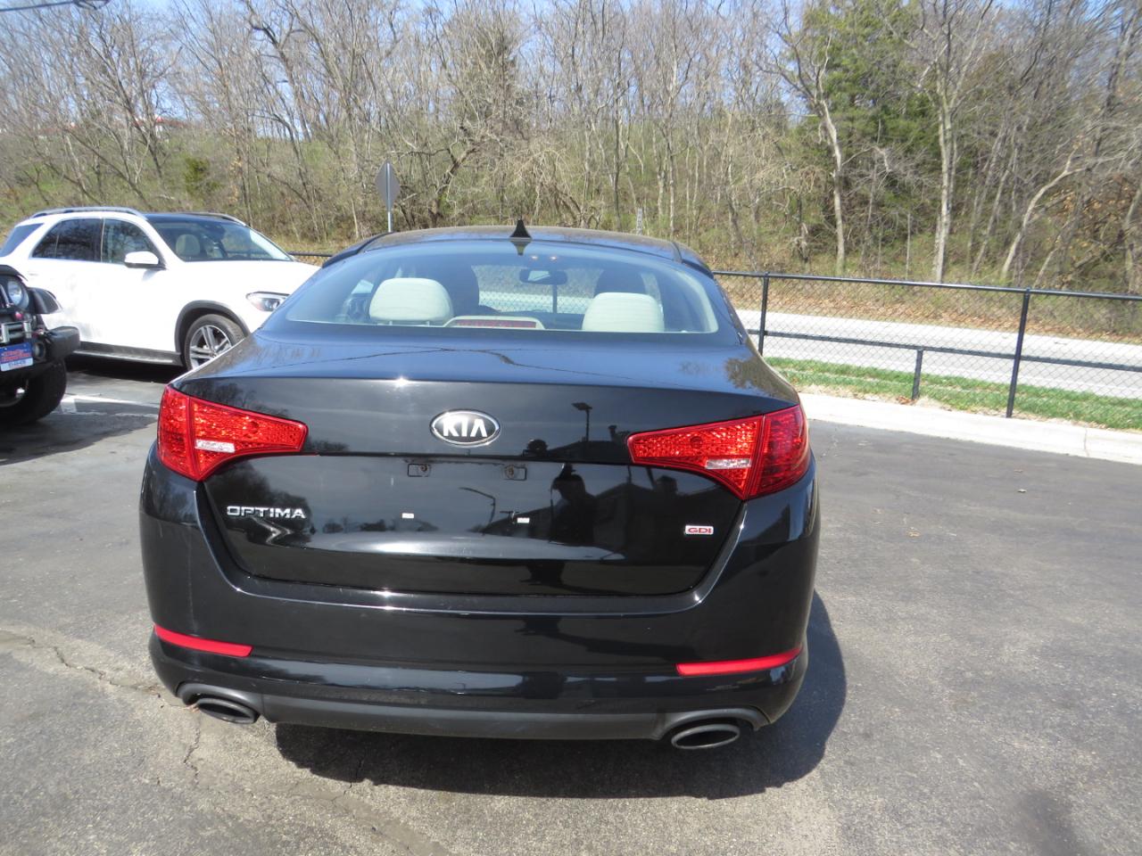 Kia Optima 4dr Sdn LX 2013