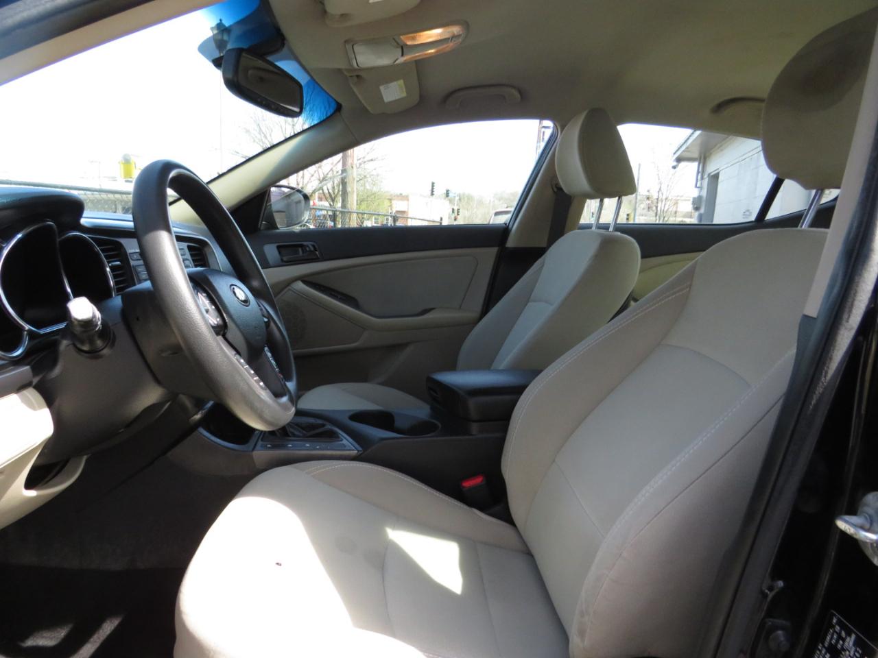 Kia Optima 4dr Sdn LX 2013