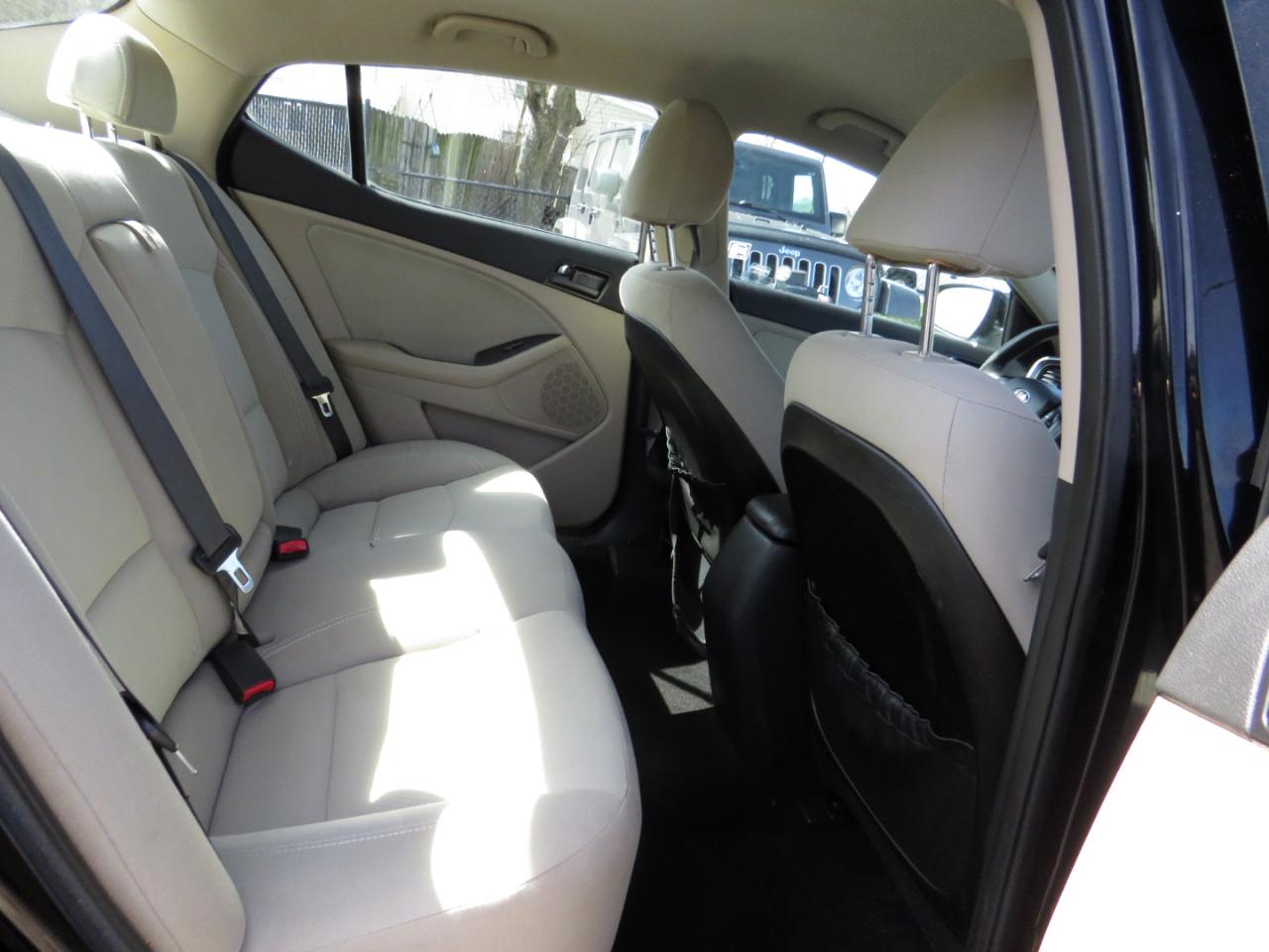 Kia Optima 4dr Sdn LX 2013