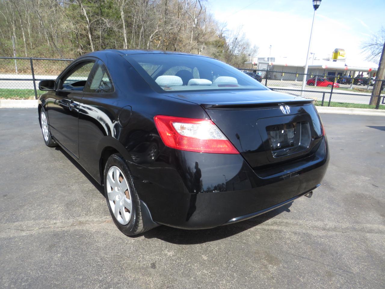 Honda Civic Cpe 2dr Auto LX 2011