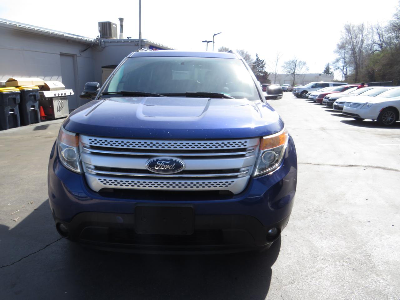 Ford Explorer FWD 4dr XLT 2014