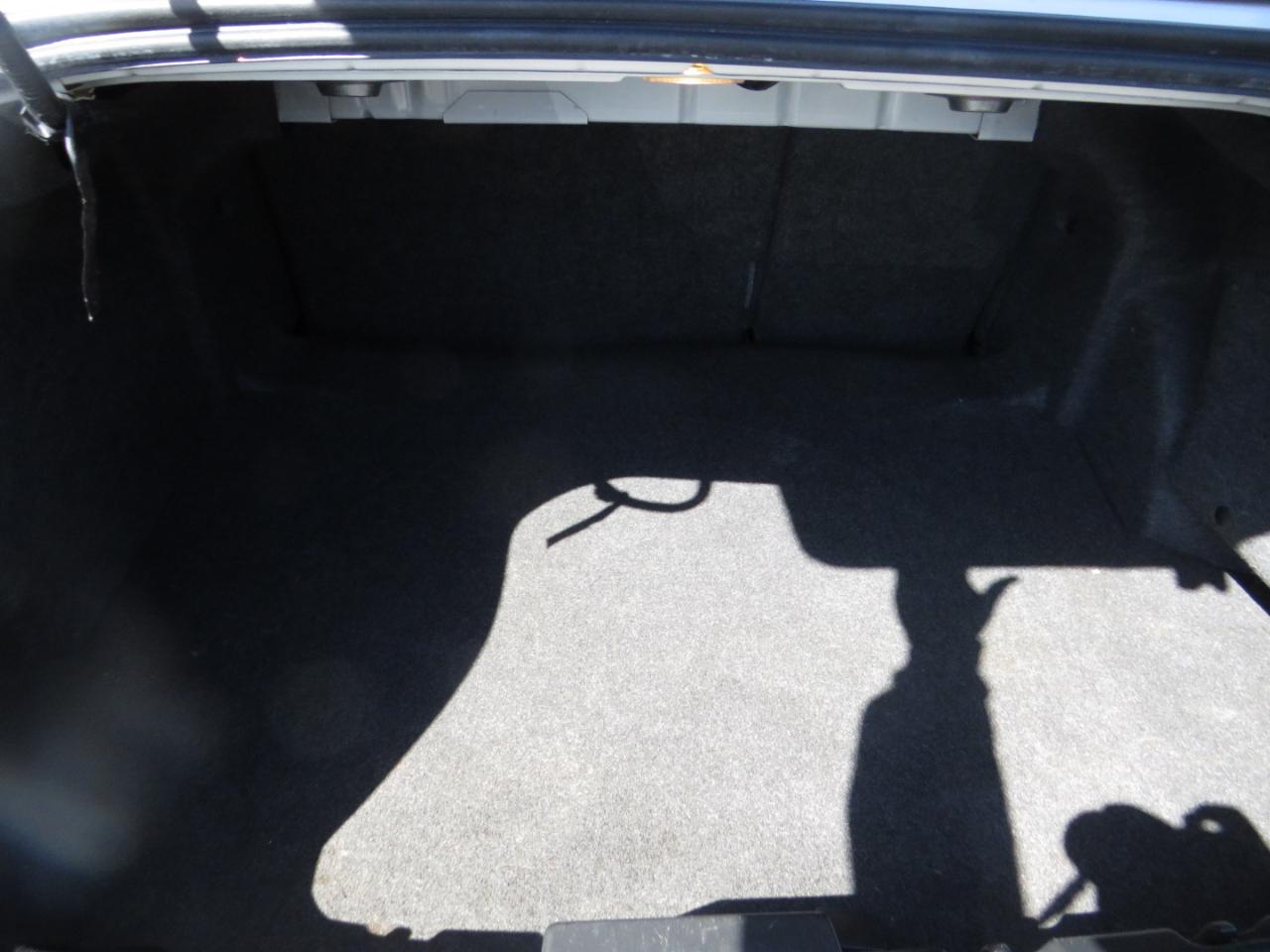 Mercury Milan 4dr Sdn Premier FWD 2011