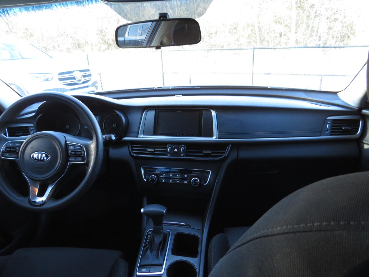 Kia Optima LX Auto 2017