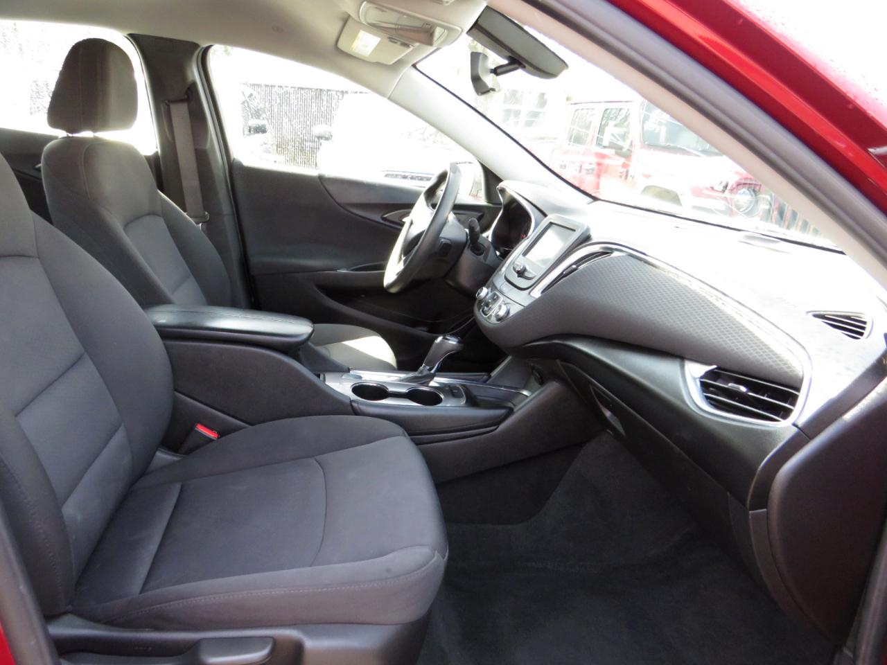 Chevrolet Malibu 4dr Sdn LT w/1LT 2018