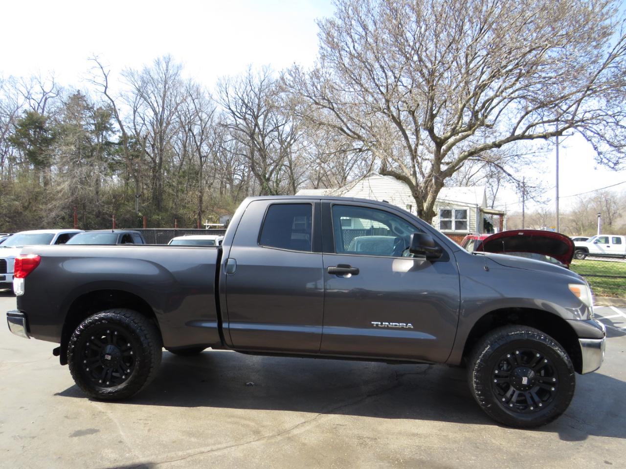 Toyota Tundra 2WD Truck Double Cab 4.6L V8 6-Spd AT (Natl) 2012