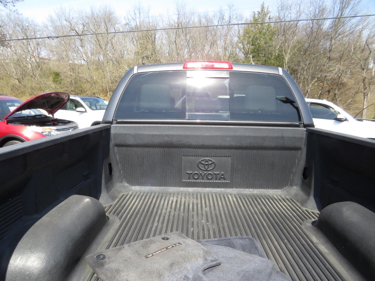 Toyota Tundra 2WD Truck Double Cab 4.6L V8 6-Spd AT (Natl) 2012