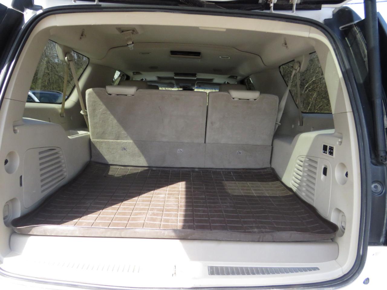 GMC Yukon XL 4WD 4dr Denali 2016