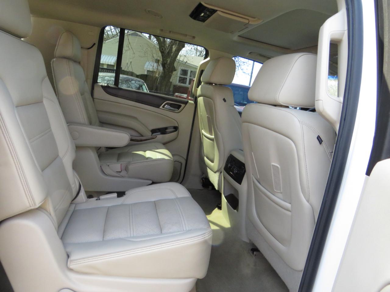 GMC Yukon XL 4WD 4dr Denali 2016