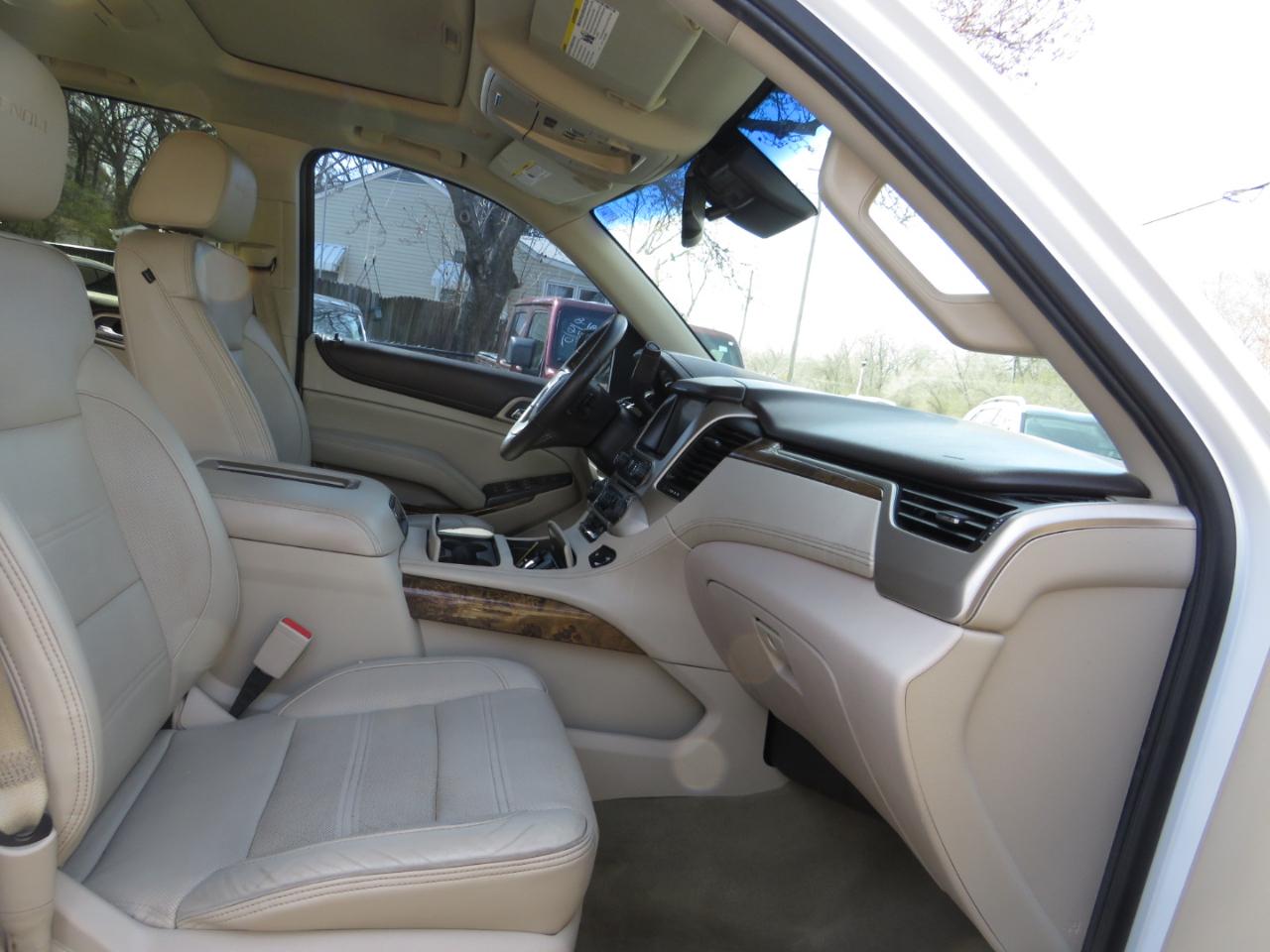 GMC Yukon XL 4WD 4dr Denali 2016