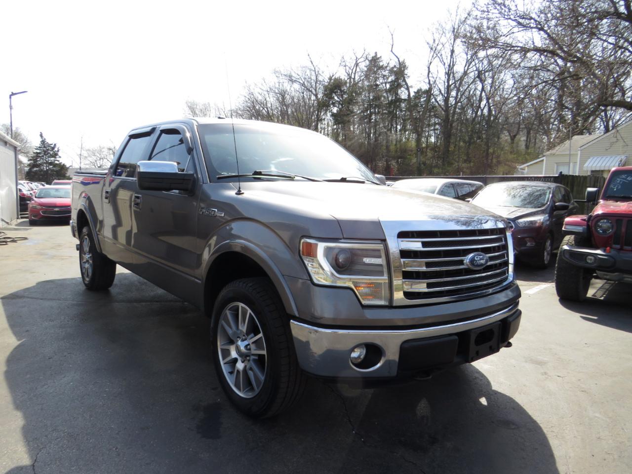 Ford F-150 4WD SuperCrew 145" Platinum 2014