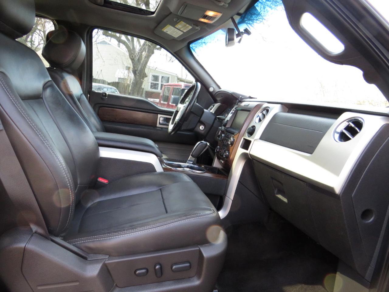 Ford F-150 4WD SuperCrew 145" Platinum 2014