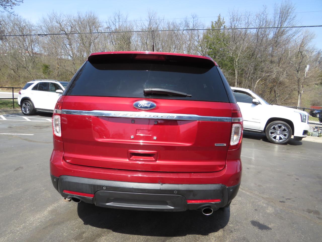 Ford Explorer 4WD 4dr Base 2013
