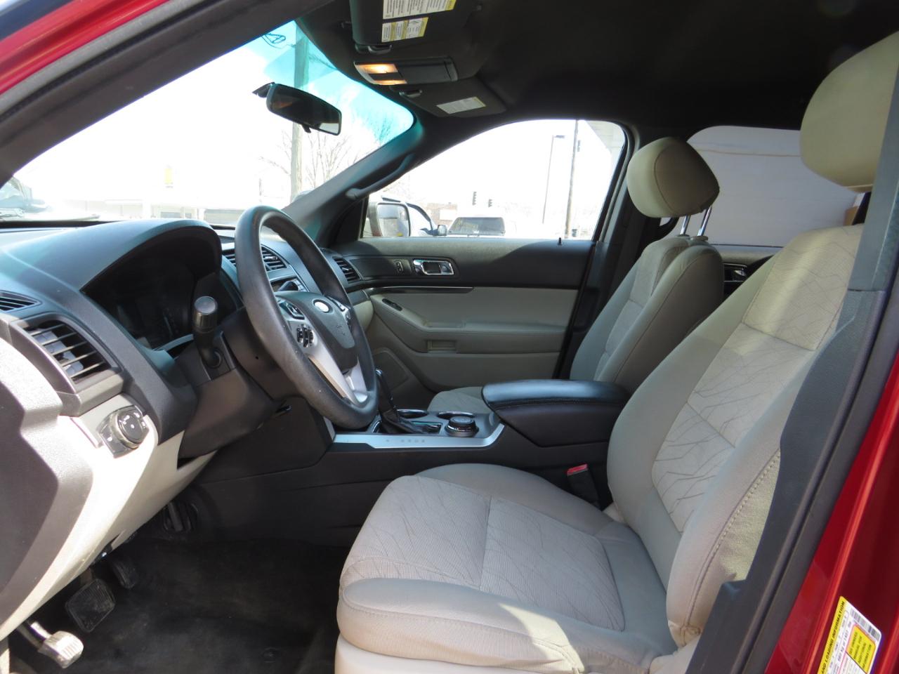 Ford Explorer 4WD 4dr Base 2013