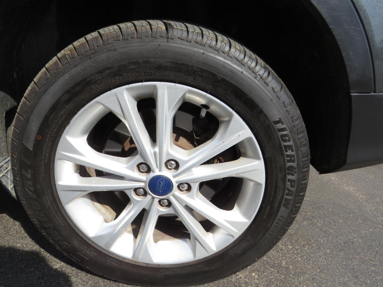 Ford Escape SE 4WD 2017