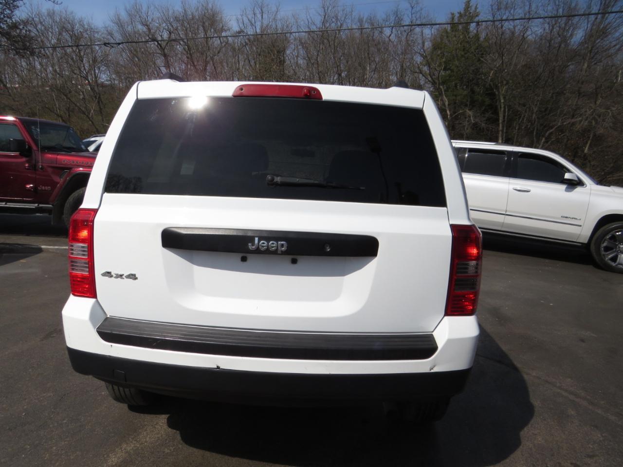 Jeep Patriot 4WD 4dr Sport 2014