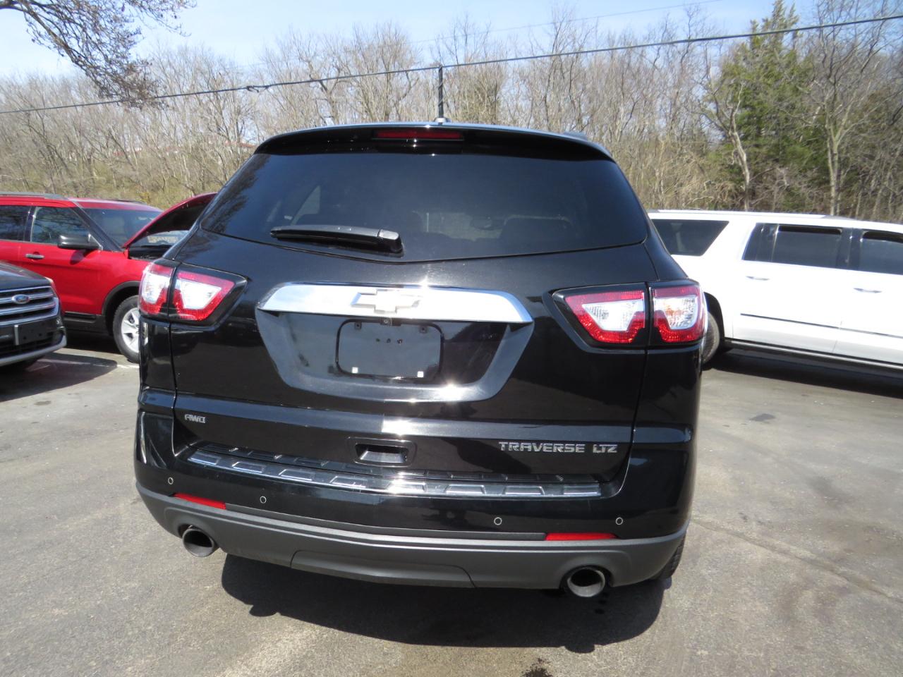 Chevrolet Traverse AWD 4dr LTZ 2016