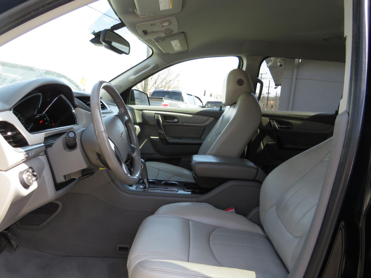 Chevrolet Traverse AWD 4dr LTZ 2016