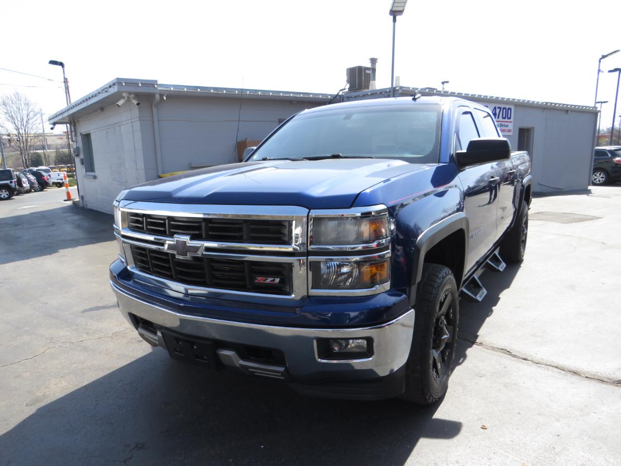 Chevrolet Silverado 1500 4WD Crew Cab 143.5" LT w/2LT 2014
