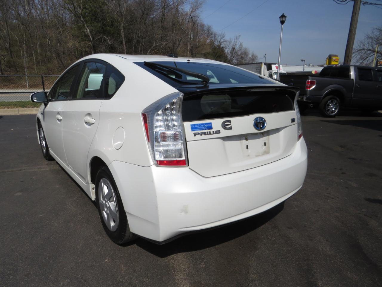 Toyota Prius 5dr HB III (Natl) 2010