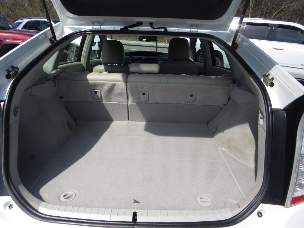 Toyota Prius 5dr HB III (Natl) 2010