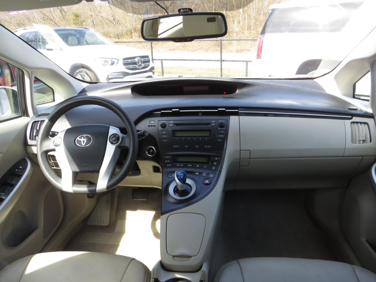 Toyota Prius 5dr HB III (Natl) 2010