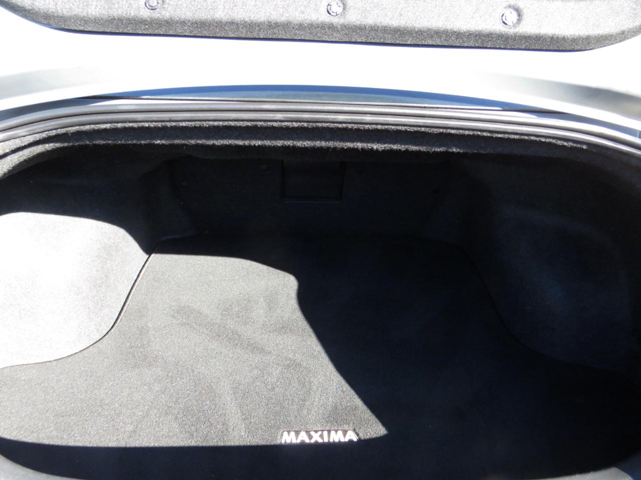 Nissan Maxima 4dr Sdn V6 CVT 3.5 SV w/Sport Pkg 2011