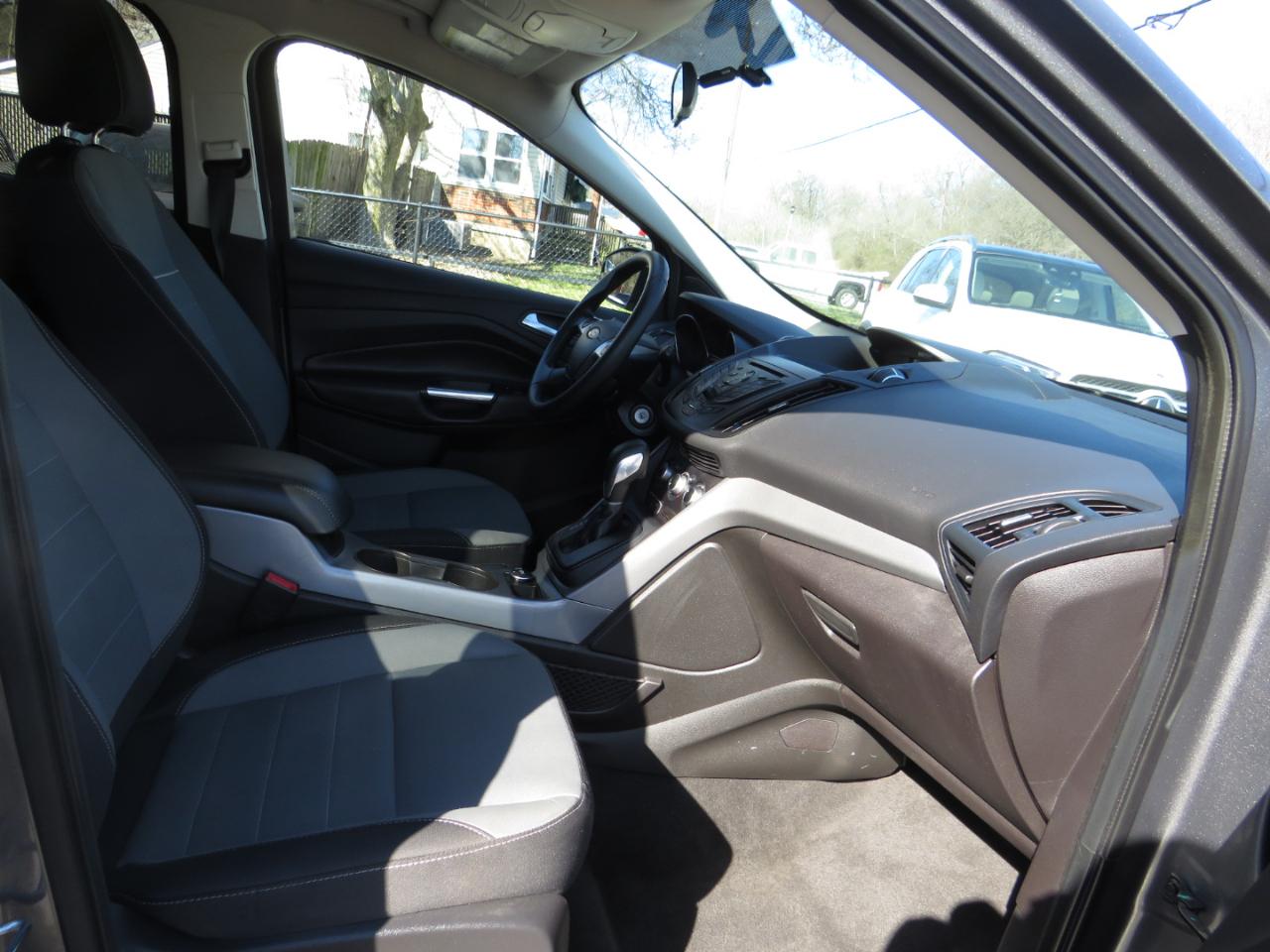 Ford Escape FWD 4dr SE 2014