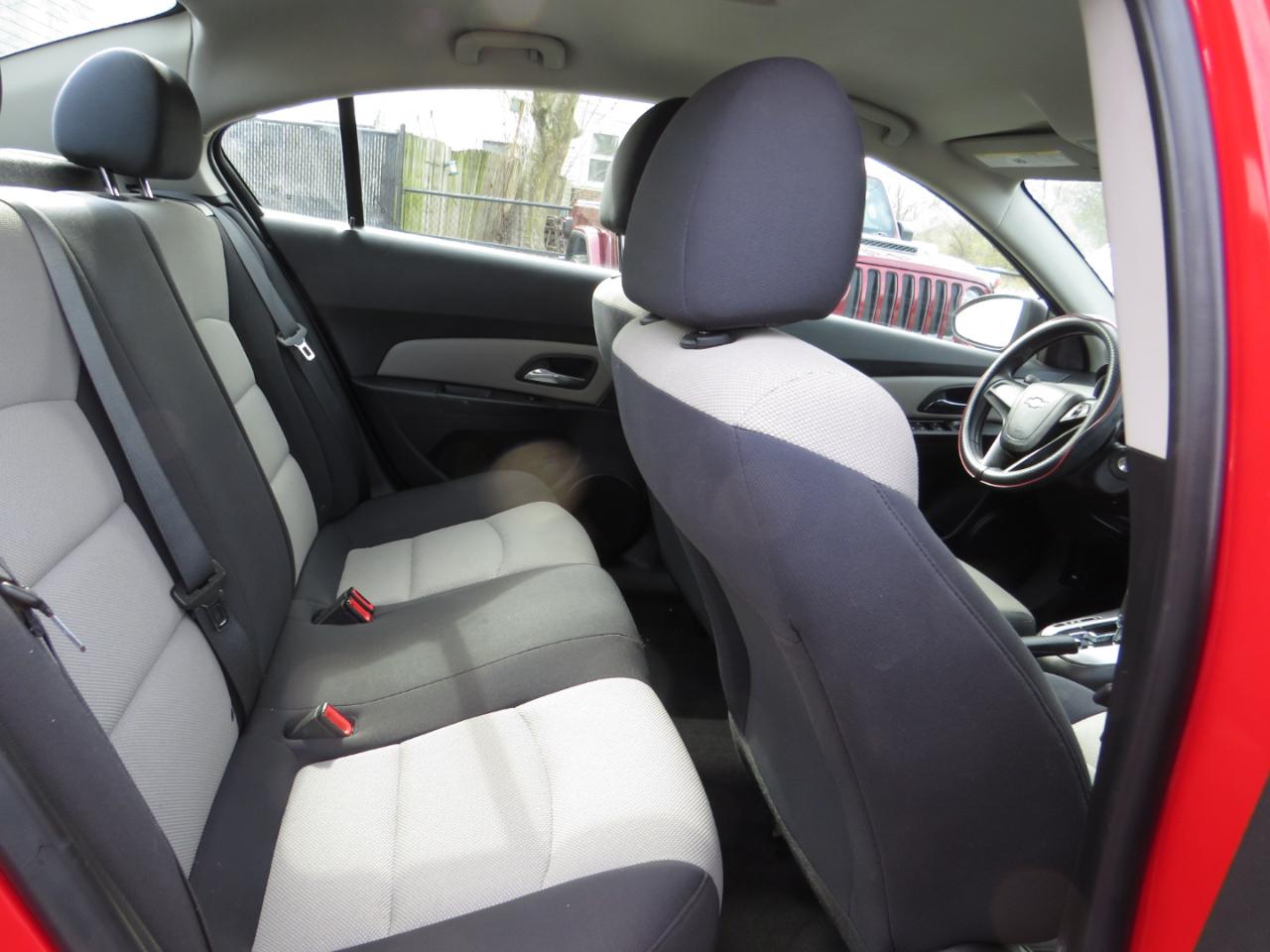 Chevrolet Cruze Limited 4dr Sdn Auto LS 2016