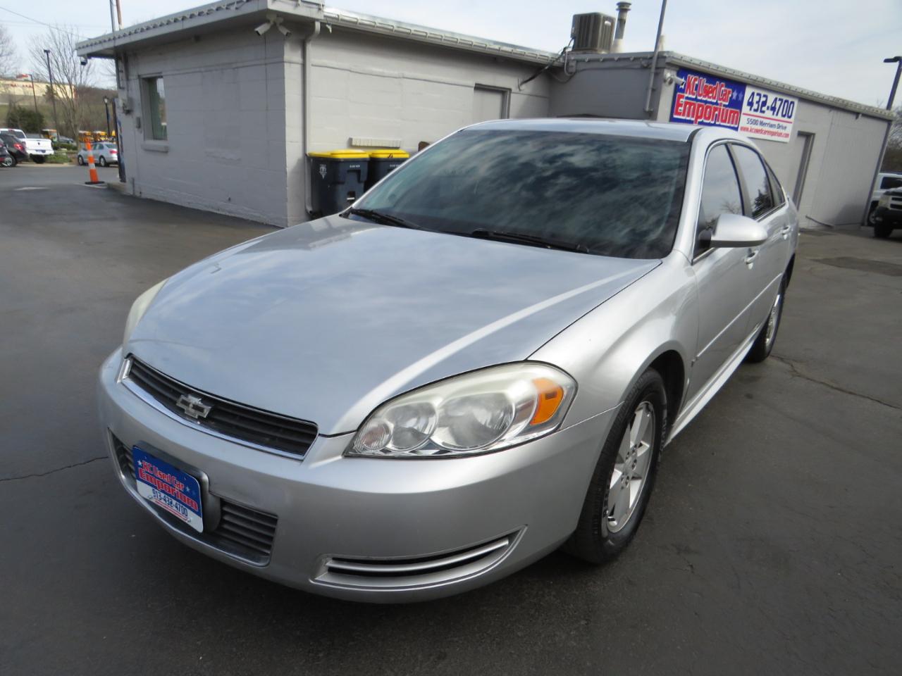 Chevrolet Impala 4dr Sdn 3.5L LT 2009