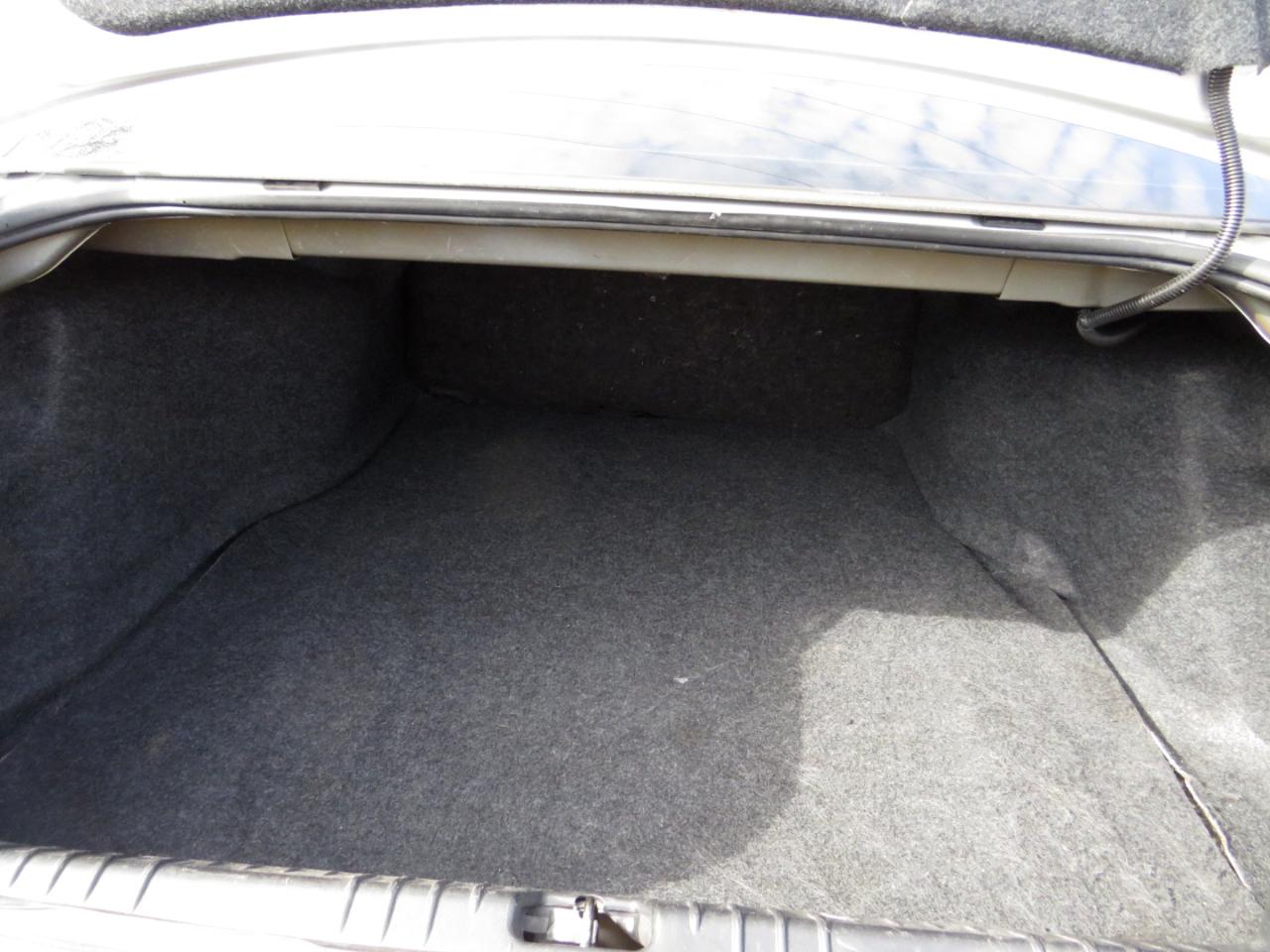 Chevrolet Impala 4dr Sdn 3.5L LT 2009