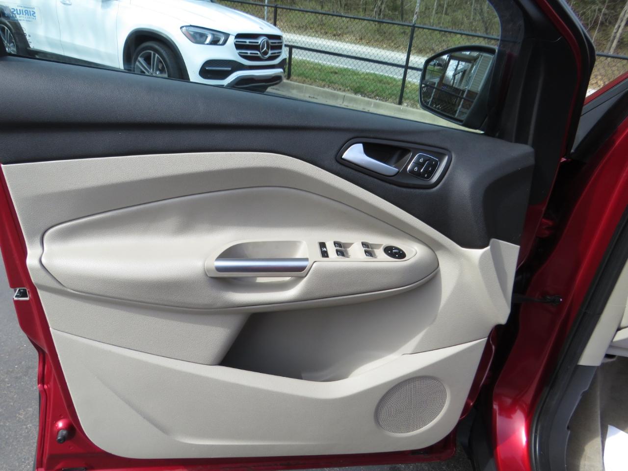 Ford Escape FWD 4dr Titanium 2014