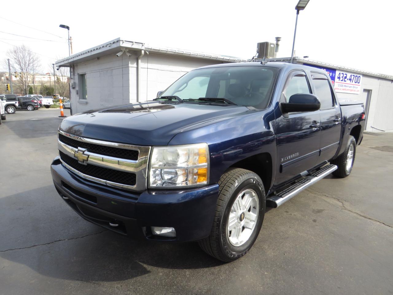 Chevrolet Silverado 1500 4WD Crew Cab 143.5" LTZ 2011